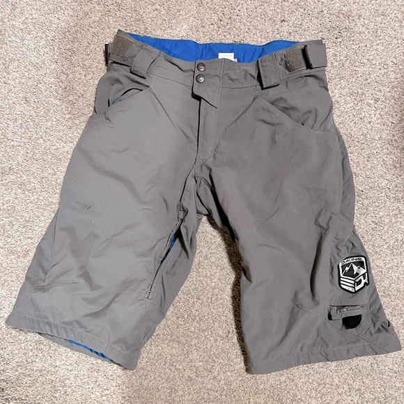 Dakine Mountain Bike Shorts - Mens M - Picture 1 of 5